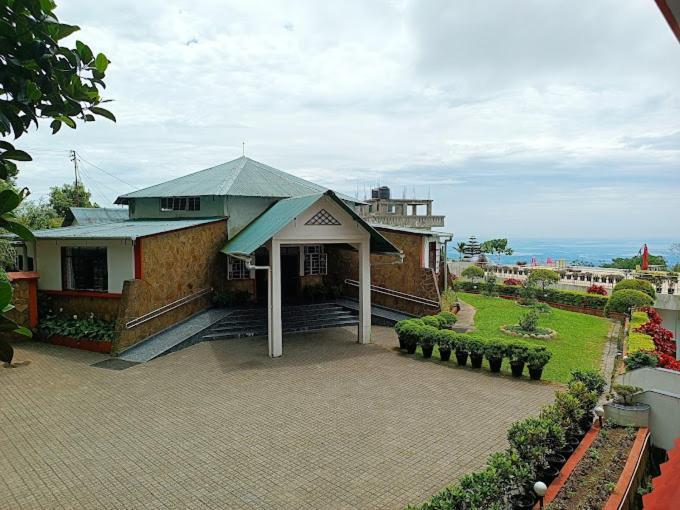 Rendezvous Resort チェラプンジ エクステリア 写真